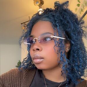 Meet your Posher, Tyonna